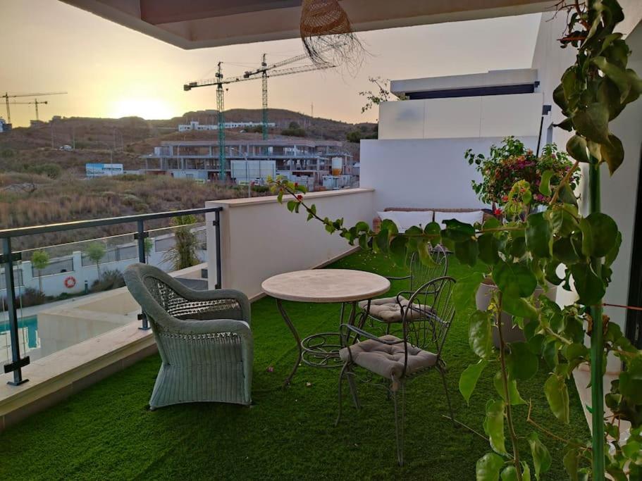 托雷德本纳贾尔邦Atico Con Piscina, Golf, Vistas Al Mar公寓 外观 照片